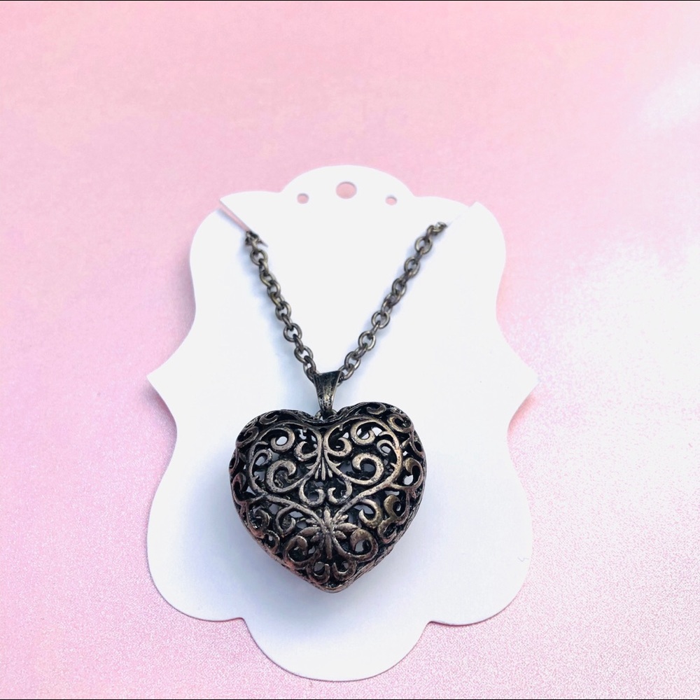 Vintage Inspired heart necklace